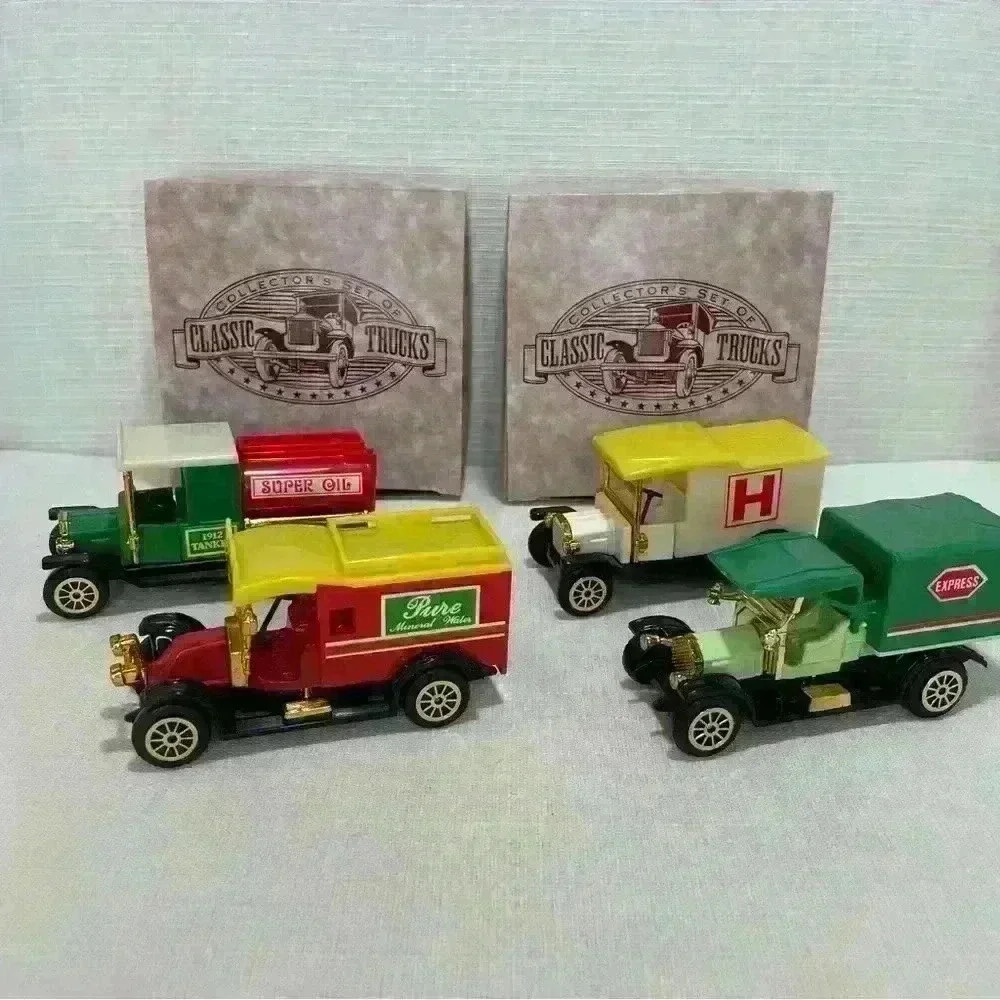 Readers Digest Vintage Classic Truck Diecast & Plastic Set # 501-504 W/B…